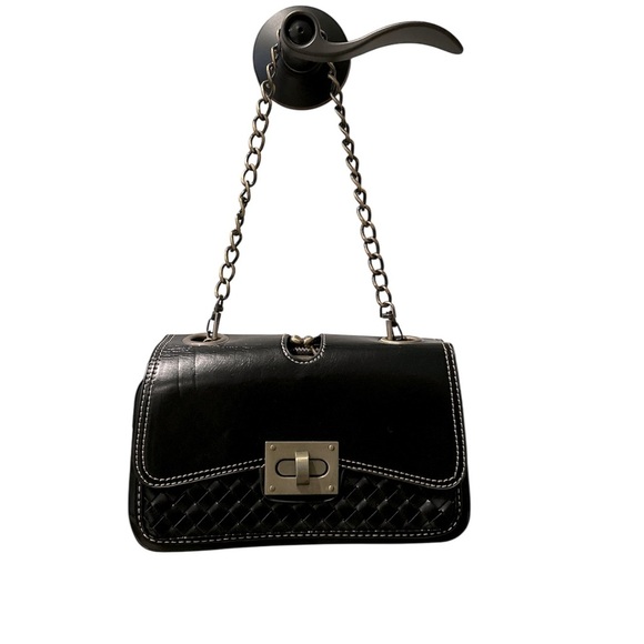 EUC Black Quilted Chain Bag - Picture 1 of 10